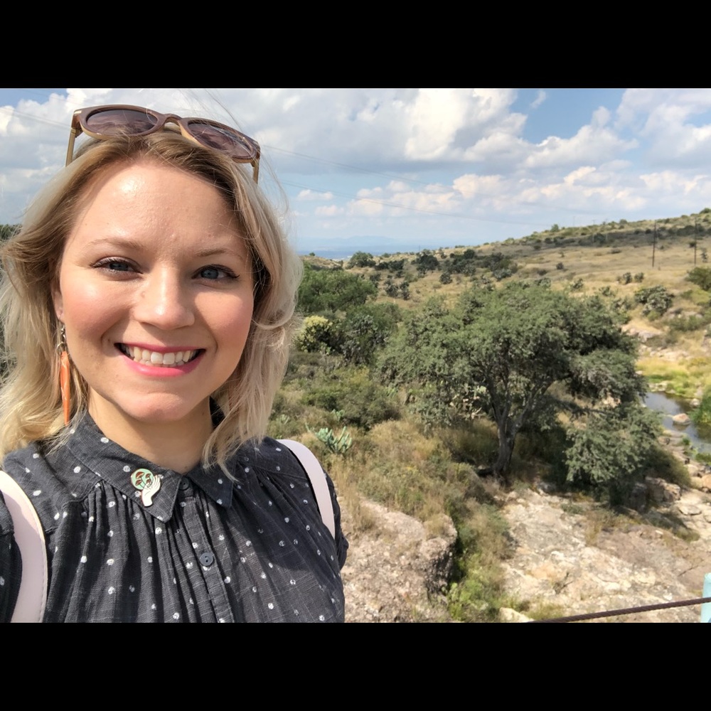 Meet your Posher, Lauren